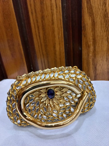 KUNDUN FANCY CLUTCH